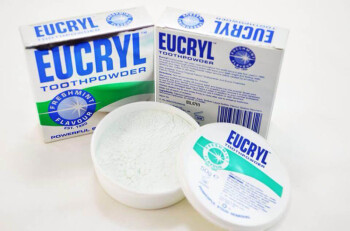 Bột Đánh Răng Eucryl Làm Sáng Hương Bạc Hà 50g