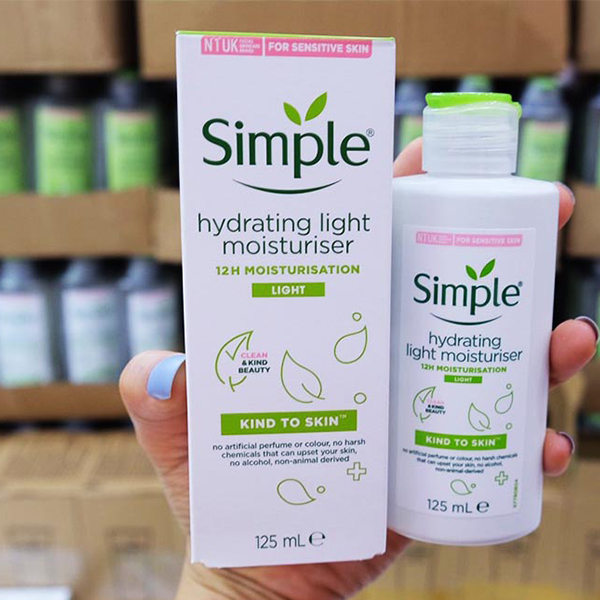 Kem Dưỡng Ẩm Simple Kind To Skin Hydrating Light Moisturise