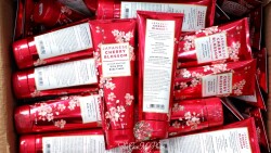 Kem Dưỡng Thể Bath & Body Works Japanese Cherry Blossom 226g_13